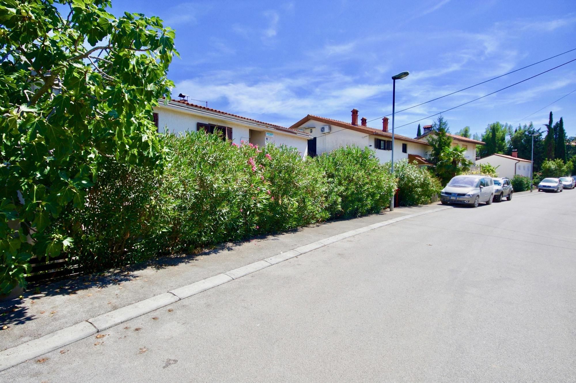 Dunja Apartments Premantura Exterior photo